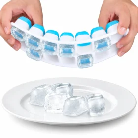 Ice cube maker detail